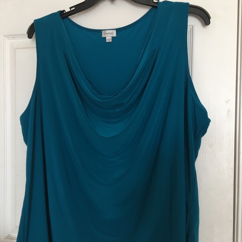 Avenue Drape Neck Camisole- size 26/28